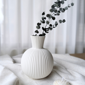 Lumi Ribbed vase 花瓶