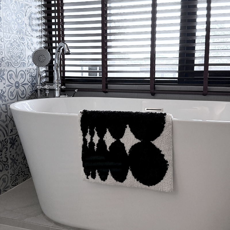 Monochrome Rhythm bath mat