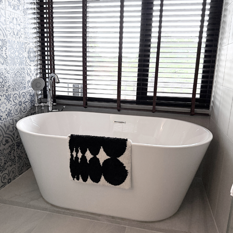 Monochrome Rhythm bath mat
